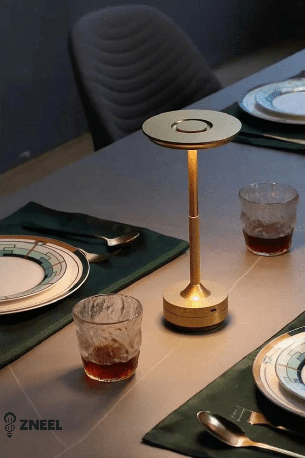 Premium %100 Alüminyum Şarjlı Masa Lambası – 3 Renk Dimli LED, 29 cm, Type-C, 8 Saat Kullanım.