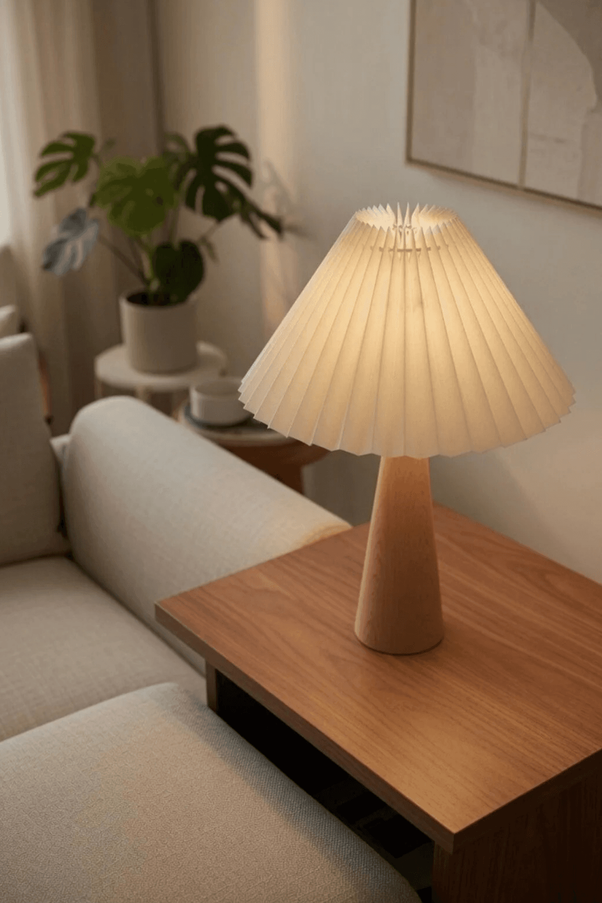 Nordic Fold  Modern Ahşap Gövdeli Pliseli Kumaş Abajur 47 cm – RGB Ampul Hediyeli, 220V Fişli Masa Lambası - Küçük 4